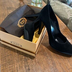 Tod's Women's Black Suede Heels